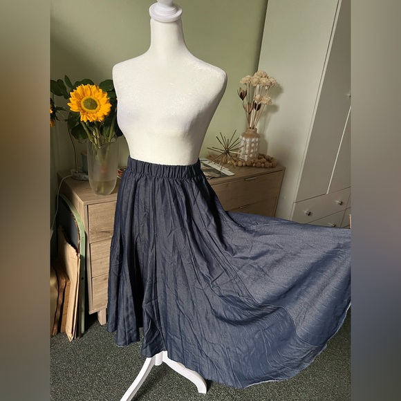 Ginger Dresses & Skirts - Blue Jean Dark Denim Modest Midi Elastic High-Waist Flare Knee-Length Skirt XS